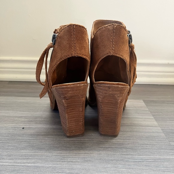 Dolce Vita Niomi Peep Toe Bootie - Picture 6 of 6